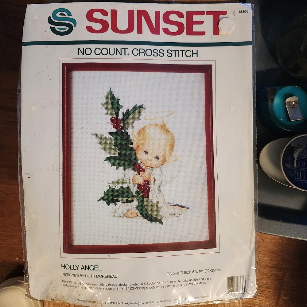 Sunset Holly Angel Cross Stitch Kit - Multicolor New